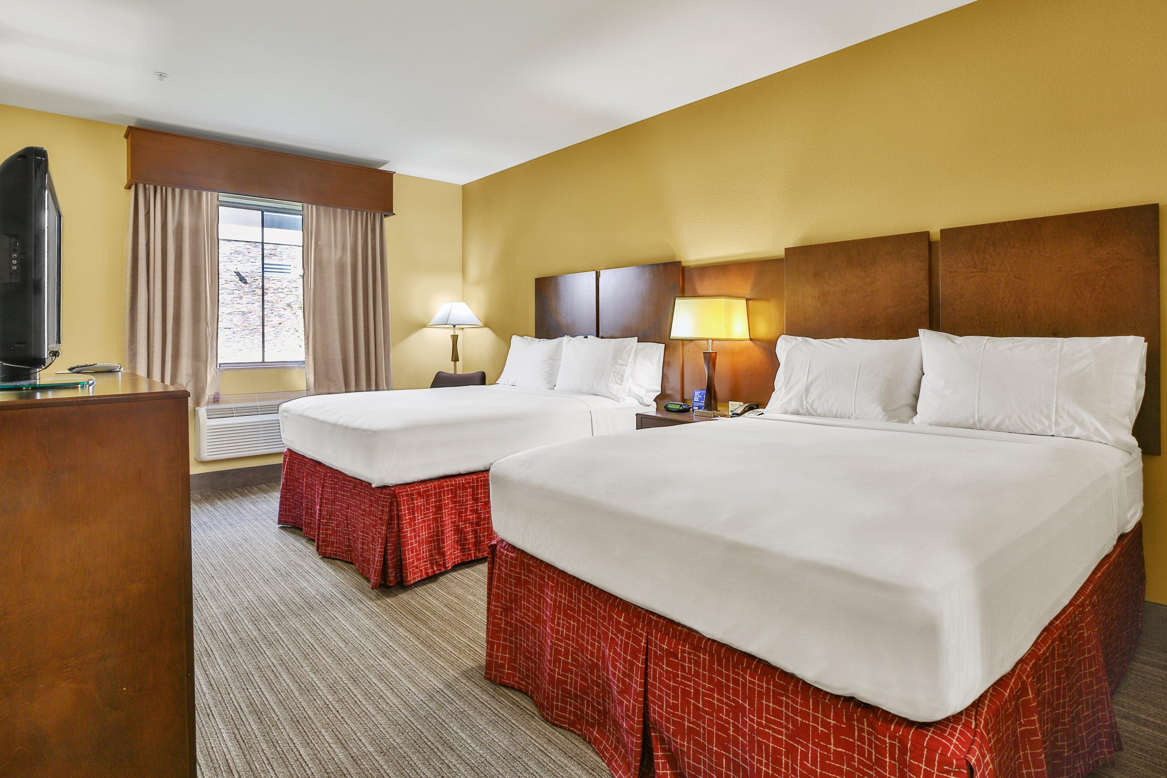 Holiday Inn Express & Suites Houston South - Near Pearland By Ihg Екстериор снимка