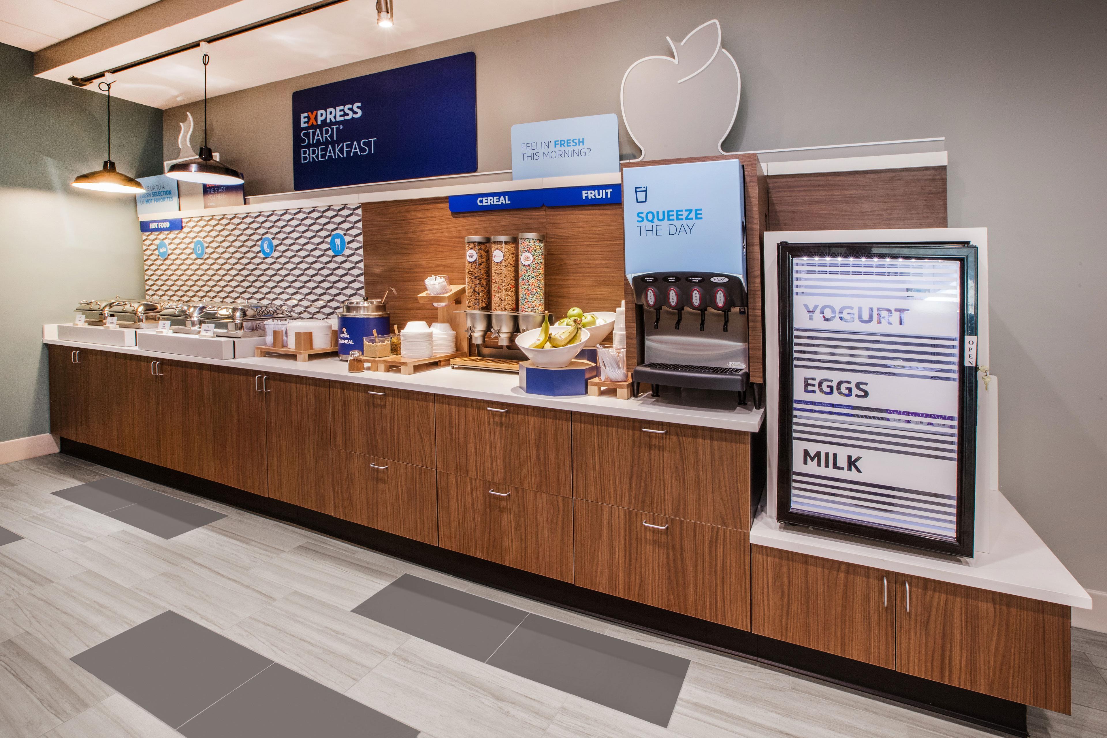 Holiday Inn Express & Suites Houston South - Near Pearland By Ihg Екстериор снимка